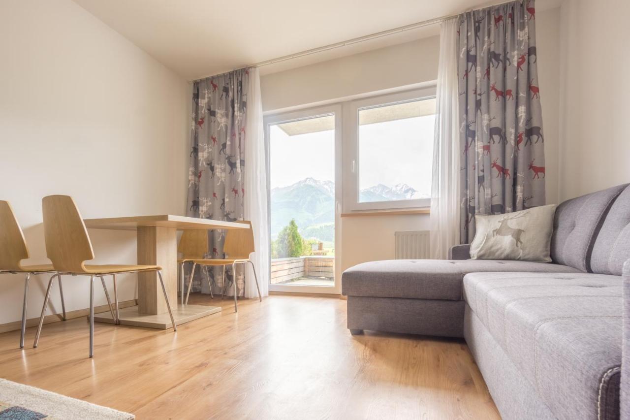 Praga Apartments & Restaurant Zell Am See-Kaprun ピーゼンドルフ エクステリア 写真